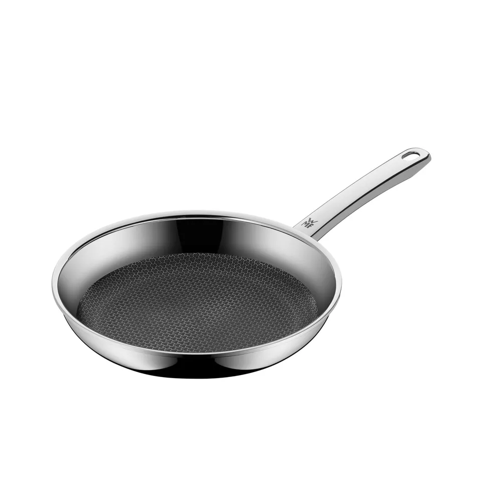 wmf-profi-resist-stielpfanne-20-cm-bratpfanne-mit-permadur-antihaftversiegelung- image 1