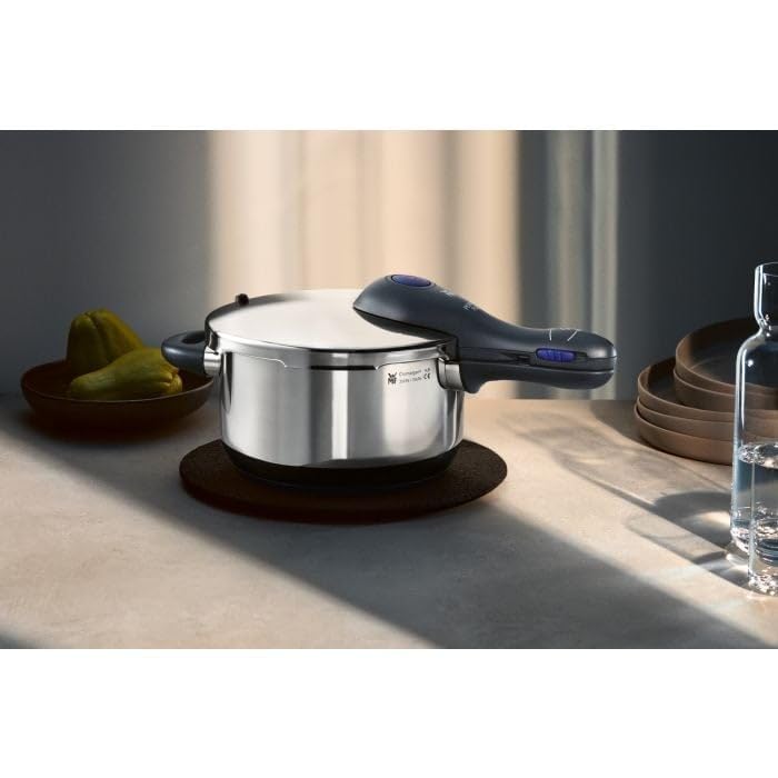 wmf-perfect-plus-one-pot-schnellkochtopf-set-2-teilig-4-5-l-topf-3-l-schnellbrat image 8