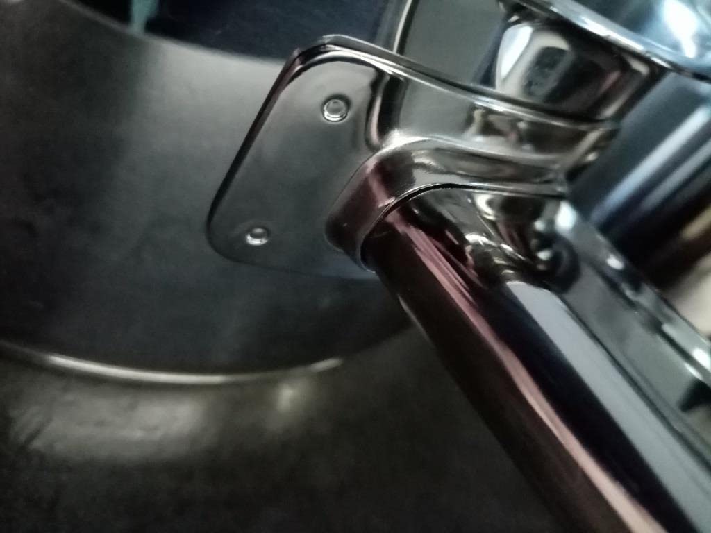 Solide, aber Deckel rasselnd