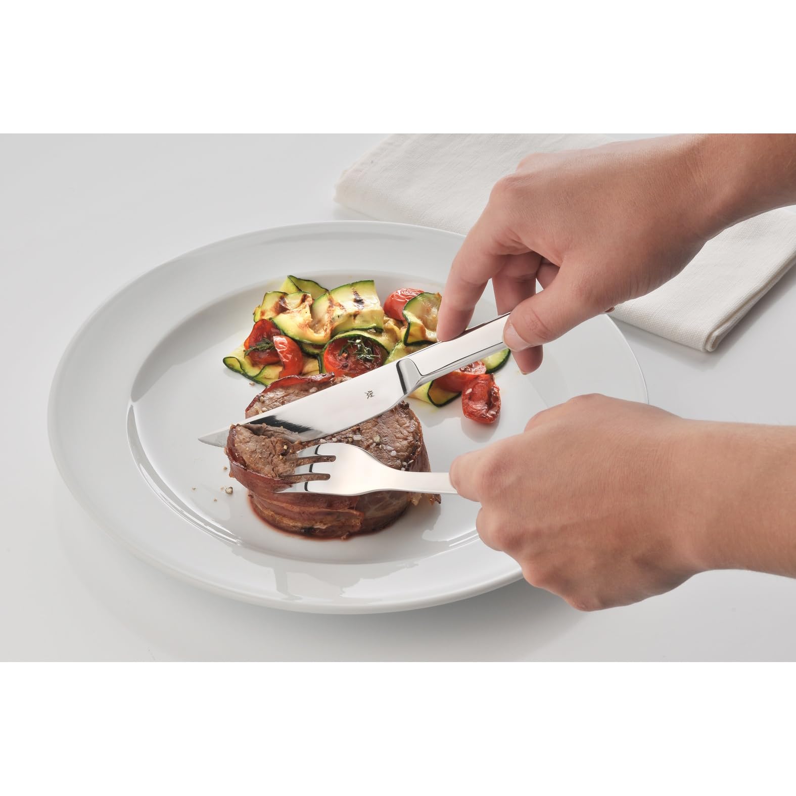 wmf-nuova-steakmesser-set-6-teilig-23-cm-monobloc-messer-mit-wellenschliff-aus-c image 5