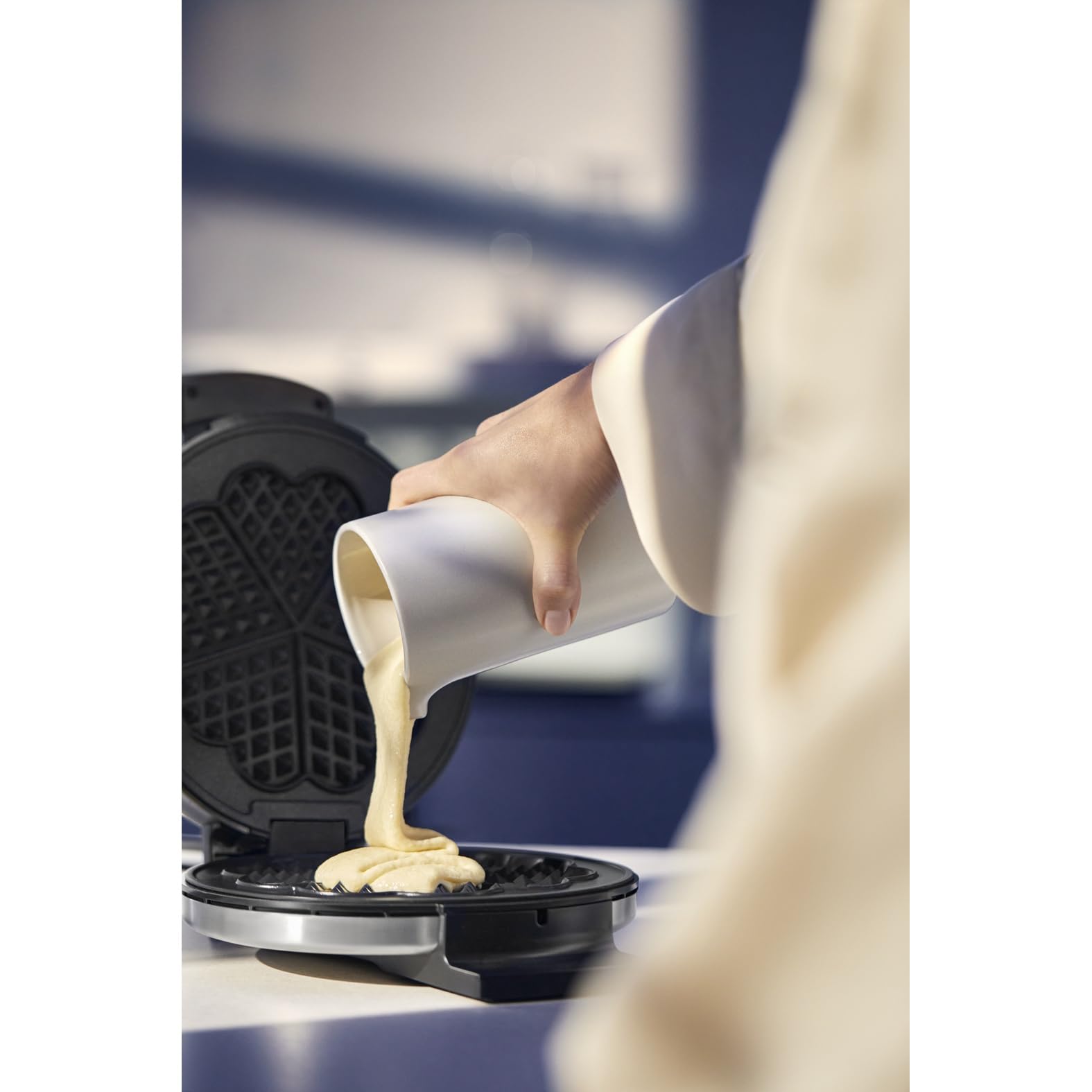 wmf-lono-edition-herzwaffeleisen-waffeleisen-herzform-18-cm-900-w-stufenloser-br image 3