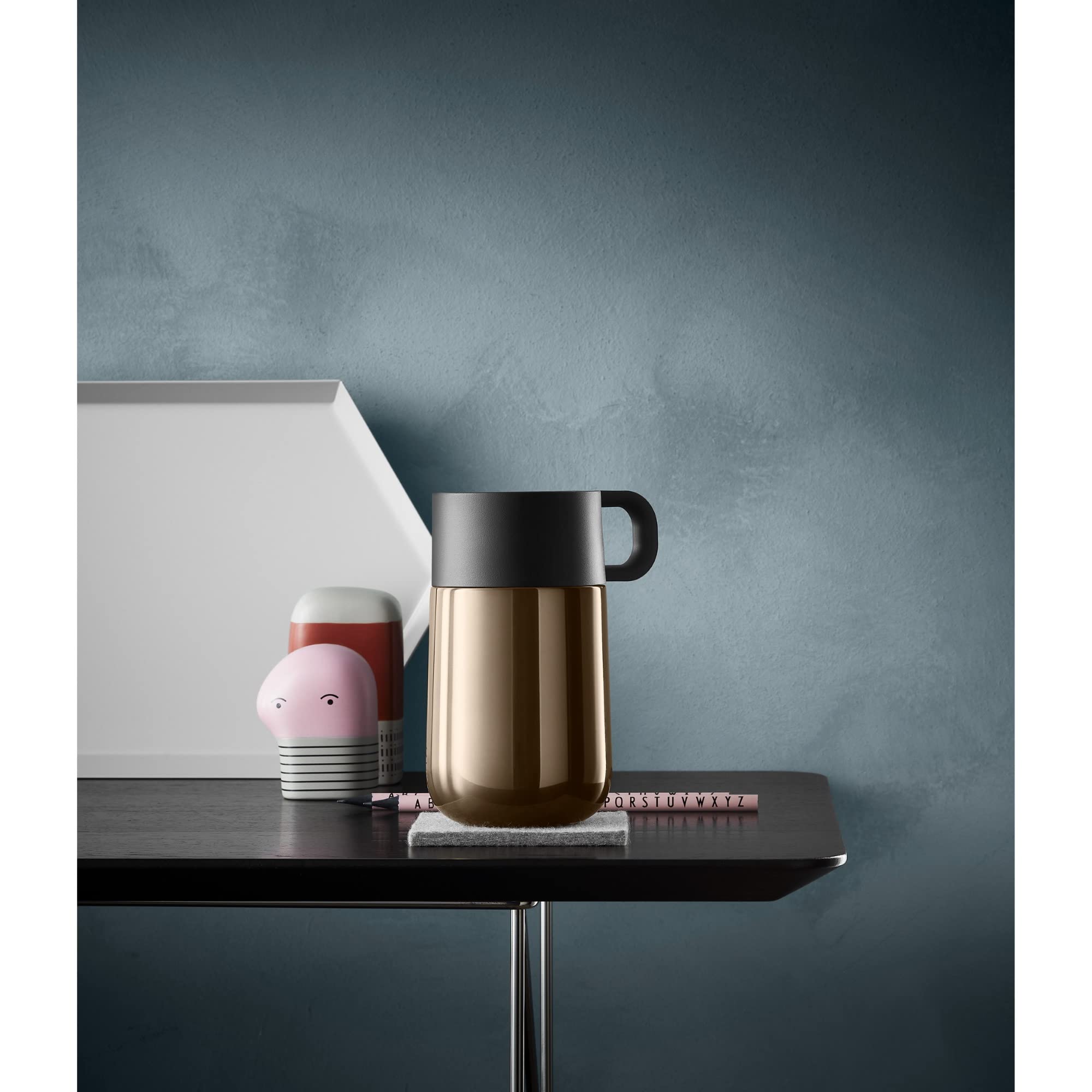 wmf-impulse-travel-mug-thermobecher-0-3-l-braun-automatikverschluss-360-trink-ff image 2