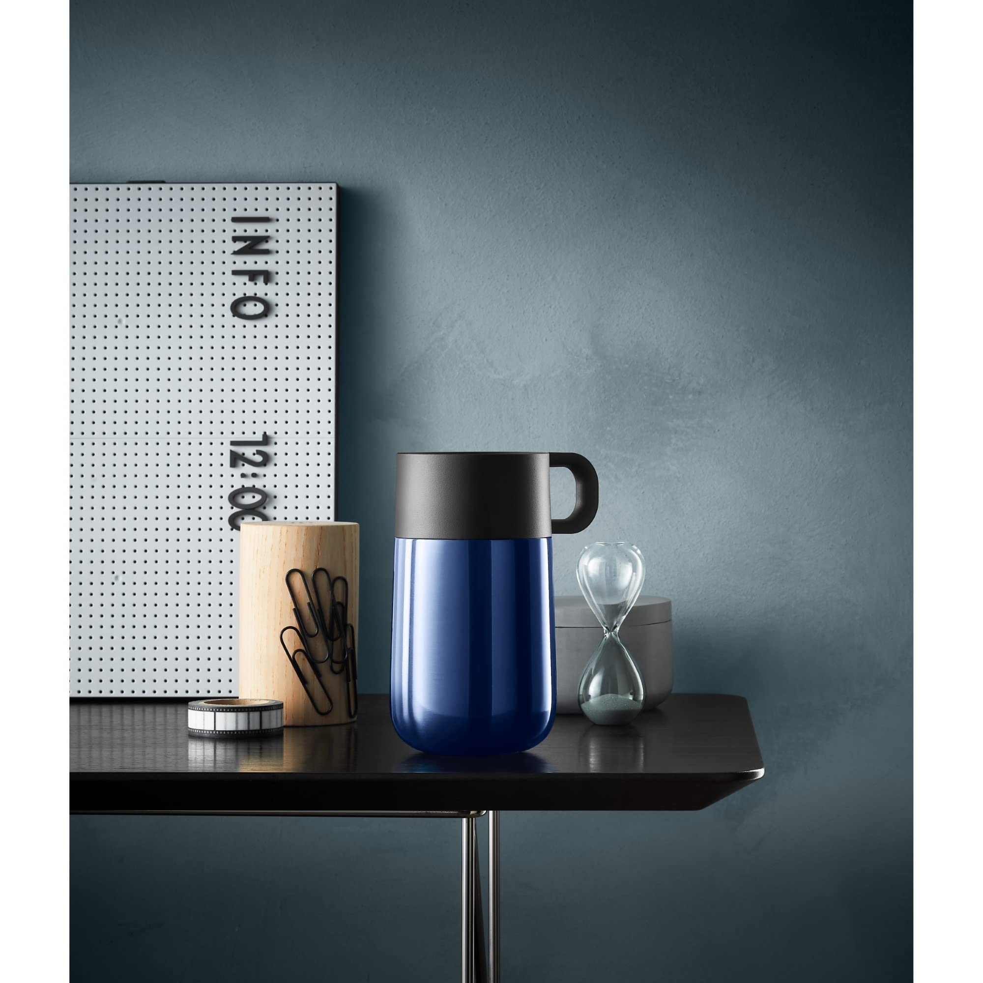 wmf-impulse-travel-mug-thermobecher-0-3-l-edelstahl-mit-automatikverschluss-und- image 2