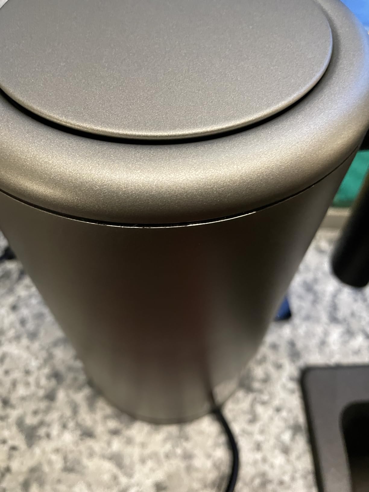 Deckel wackelt etwas