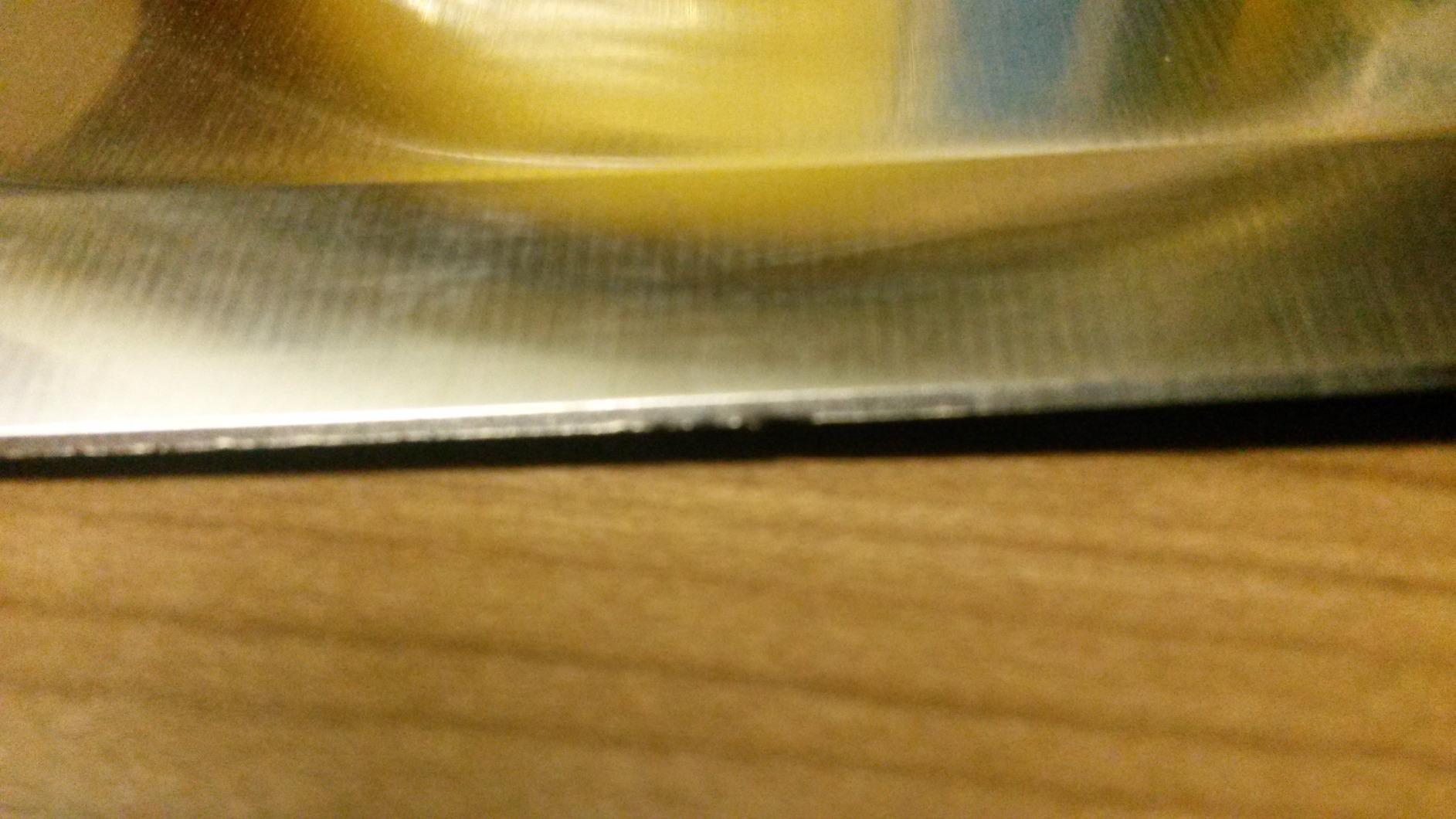 Sehr scharf und gut ausbalanciert