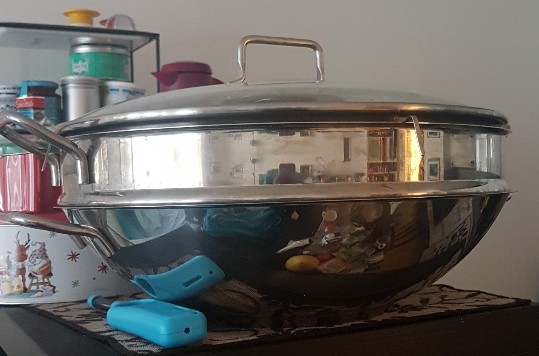 Sehr guter Wok, Deckel könnte tiefer sein