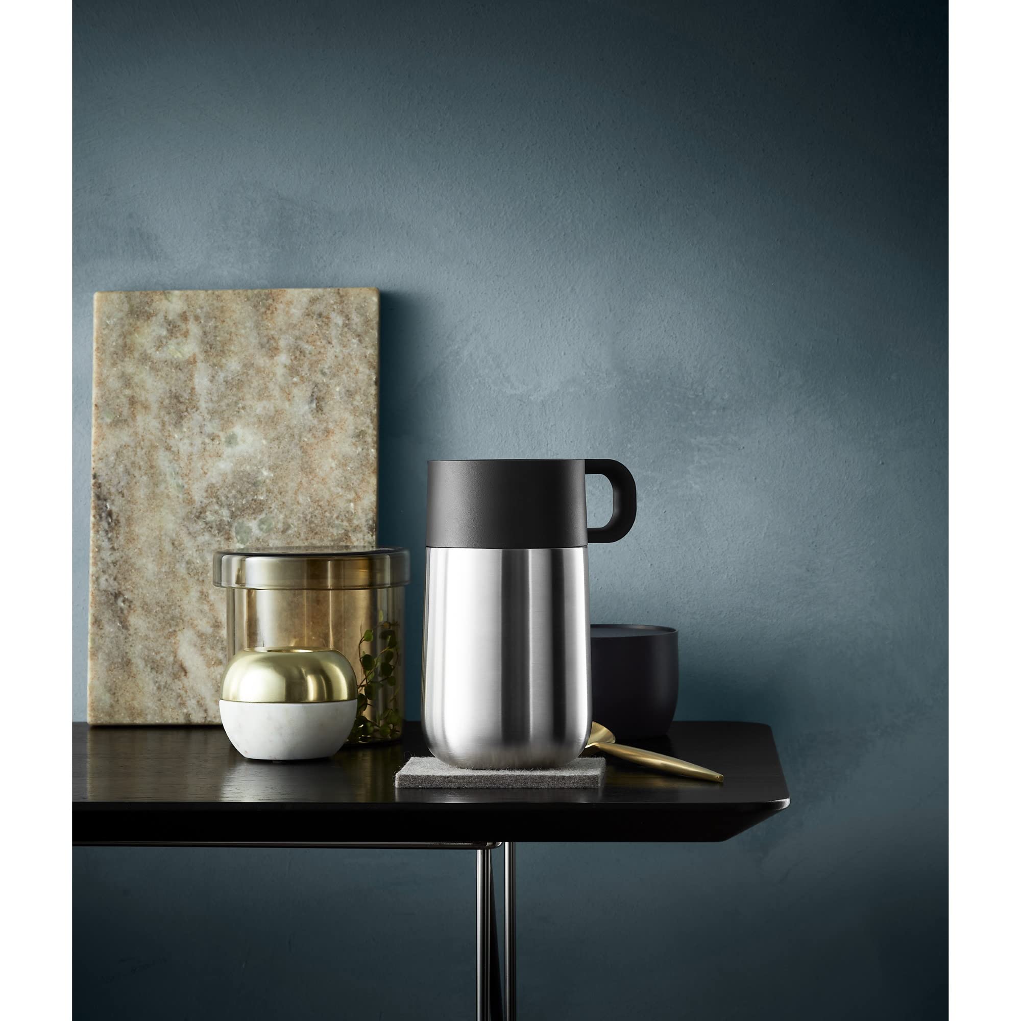 wmf-impulse-travel-mug-thermobecher-300-ml-edelstahl-mattiert-automatikverschlus image 2