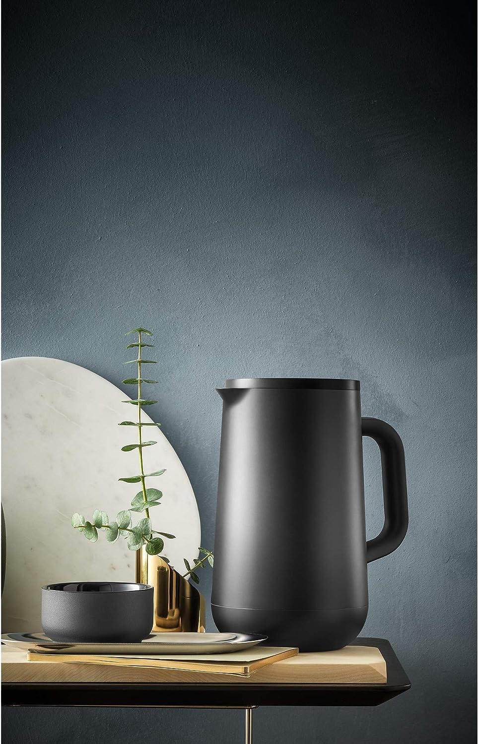 wmf-impulse-thermoskanne-schwarz-1-l-isolierkanne-mit-glaseinsatz-und-druckversc image 2