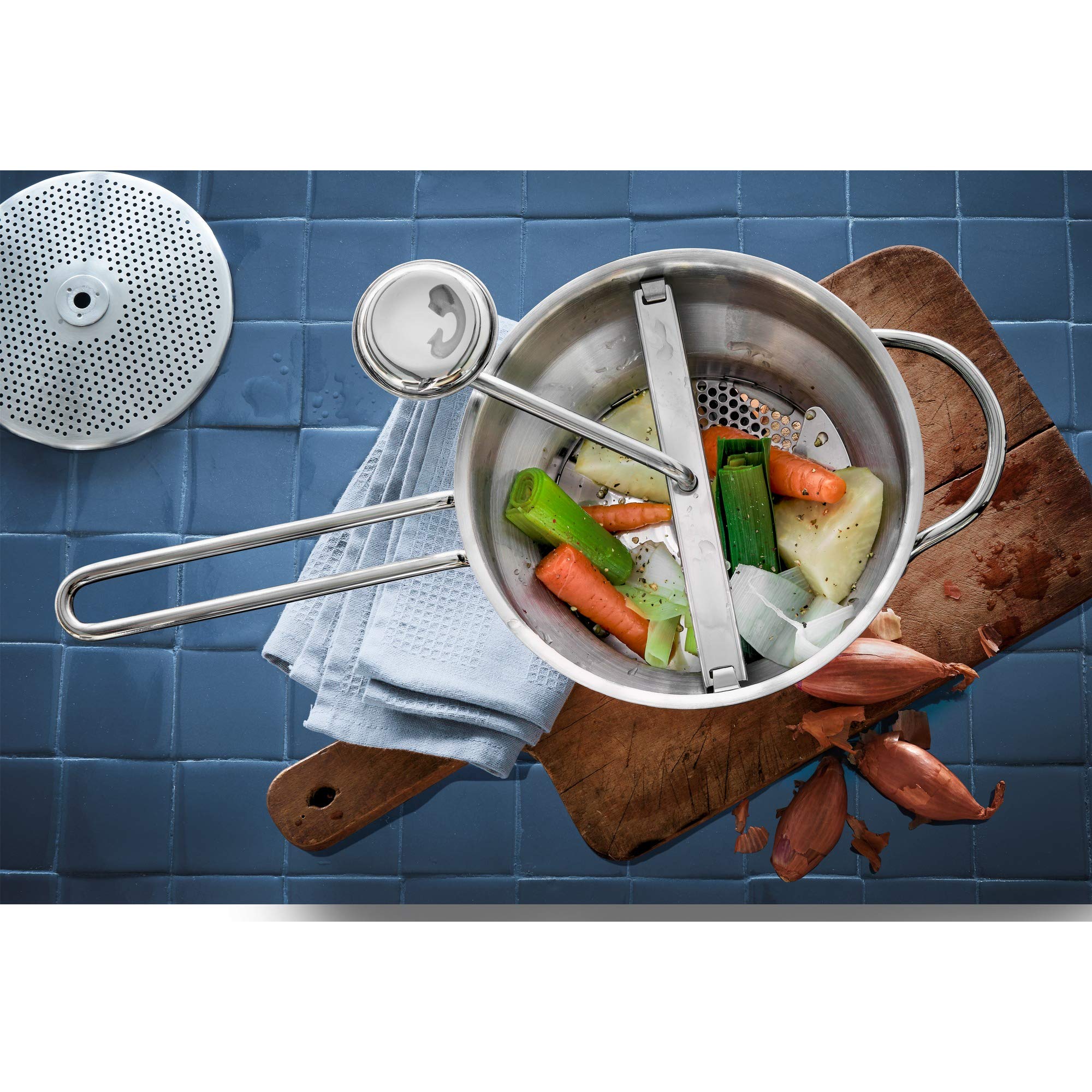 wmf-gourmet-passierm-hle-mit-3-lochscheiben-2-3-5-mm-19-cm-cromargan-edelstahl-p image 2