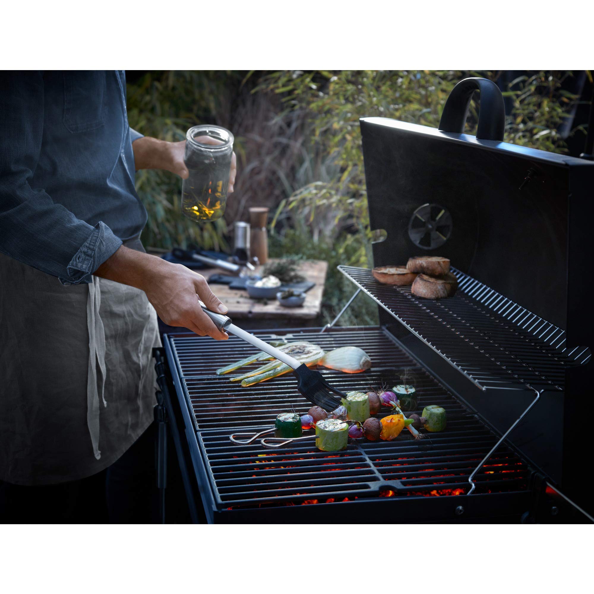 wmf-bbq-marinadenpinsel-38-cm-grillpinsel-mit-silikonborsten-cromargan-edelstahl image 2